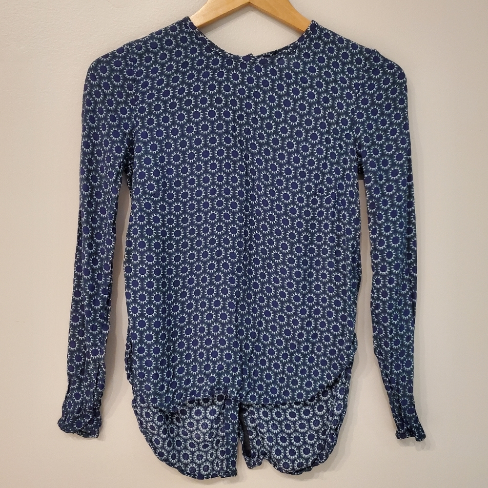 H&M Long Sleeve Patterned Blouse - Size 2